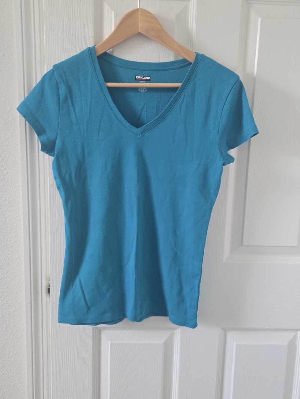Kirkland Signature Women’s Teal V-Neck T-Shirt